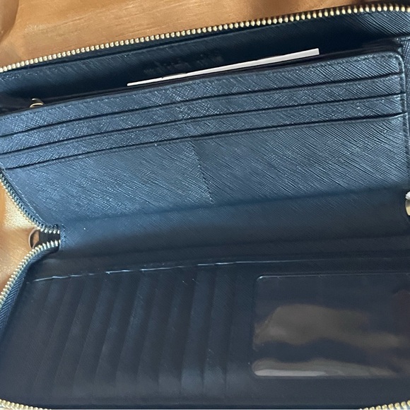 Michael Kors Women Black Zip-Around Wallet - Picture 5 of 5